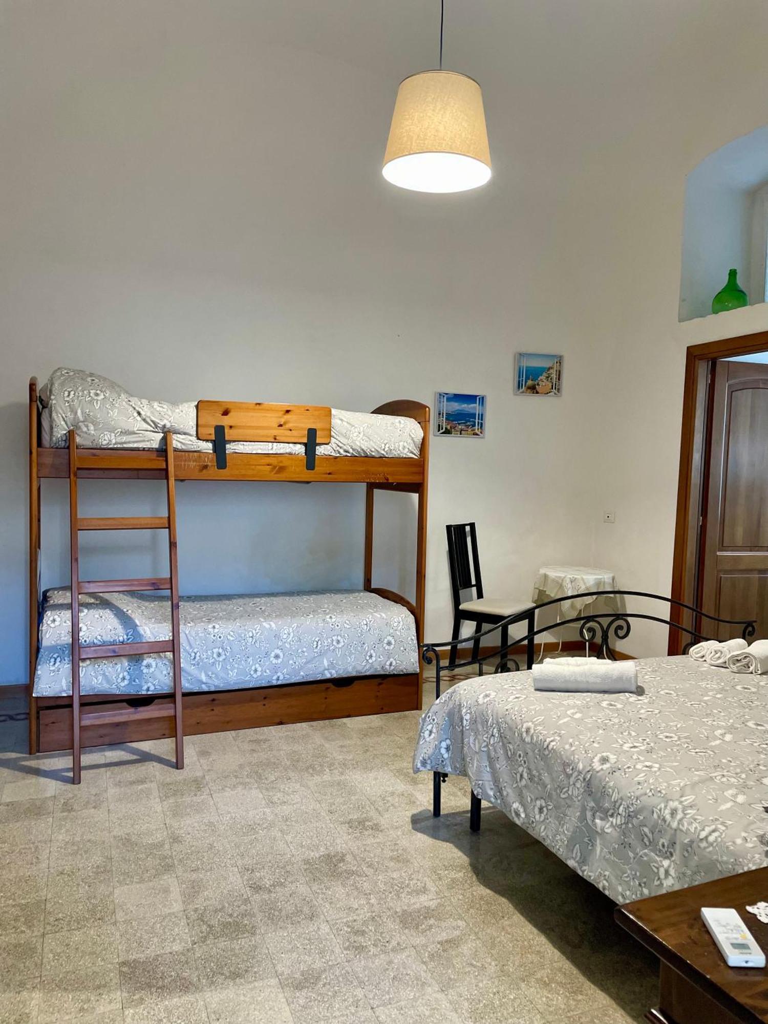 Mena Holiday House Villa Sant'Agnello Exterior foto
