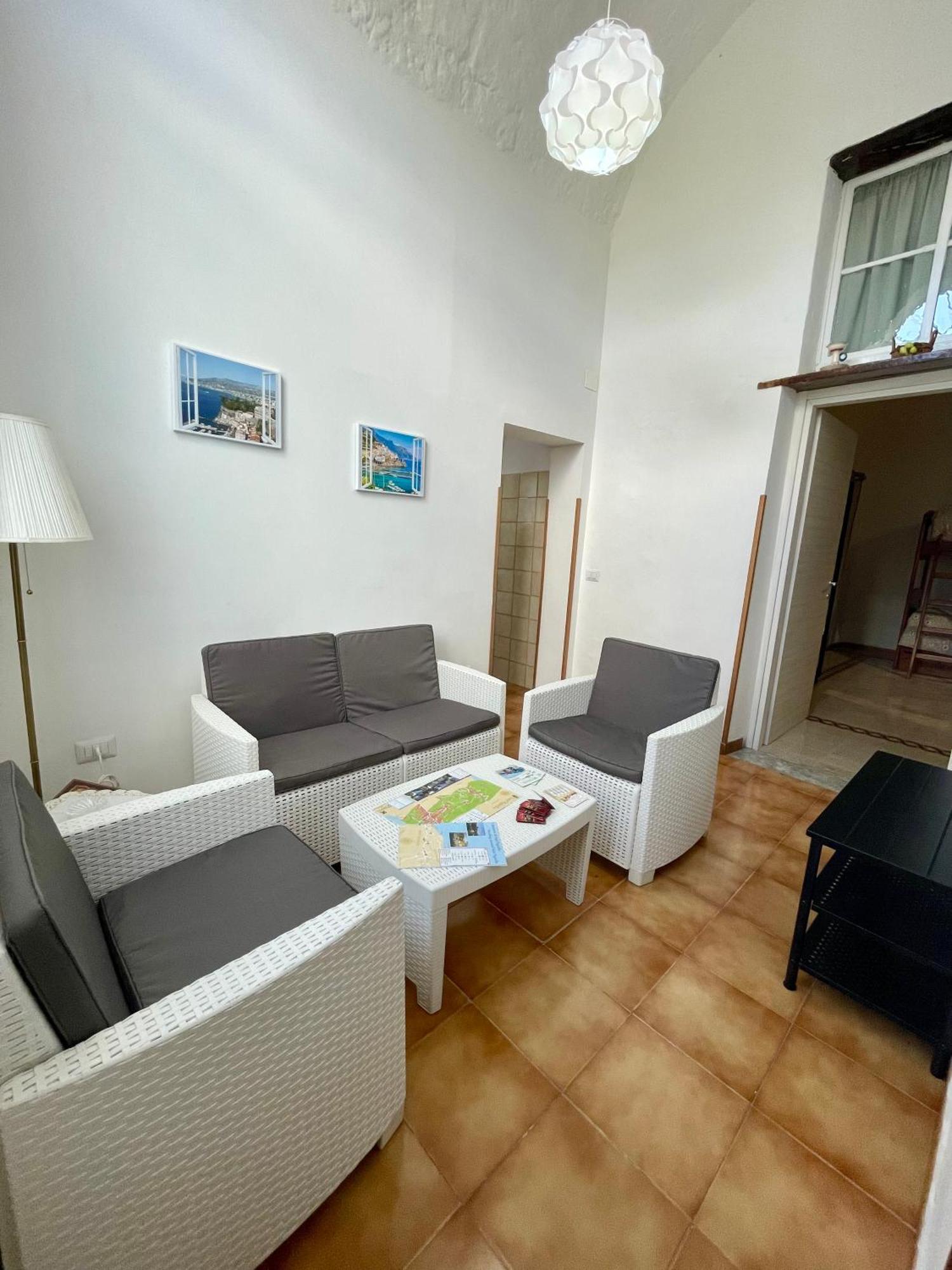 Mena Holiday House Villa Sant'Agnello Exterior foto